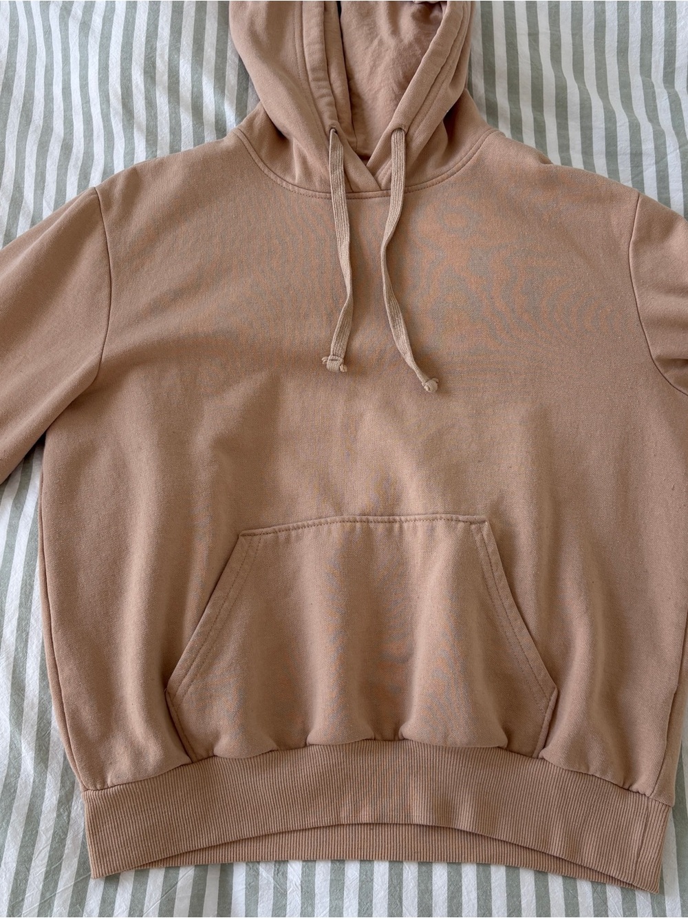 Brandy Melville Vintage Beige Hoodie - Picture 4 of 7